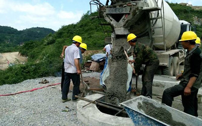 人工挖孔樁工程施工隊-找隊伍 找機械